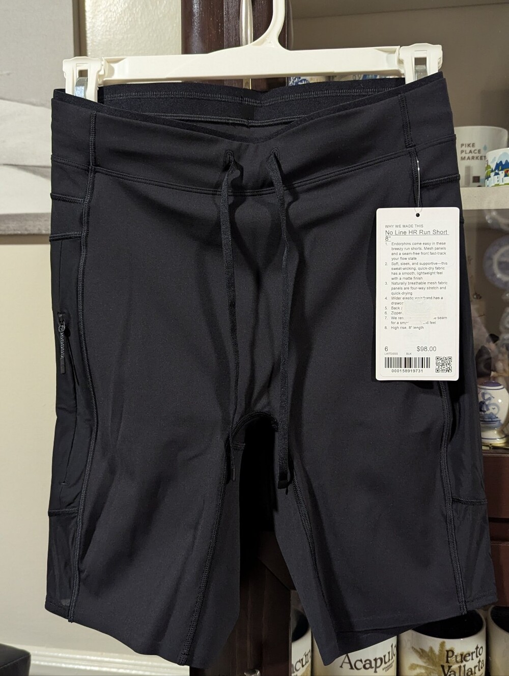 lululemon Black Women Running Shorts. No Front Seam. NWT. Size 6